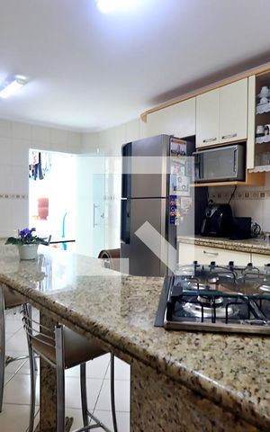 Casa à venda com 160m², 3 quartos e 2 vagasCozinha
