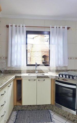 Casa à venda com 160m², 3 quartos e 2 vagasCozinha