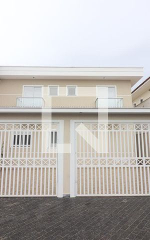 Casa de condomínio para alugar com 60m², 2 quartos e 1 vagaFachada