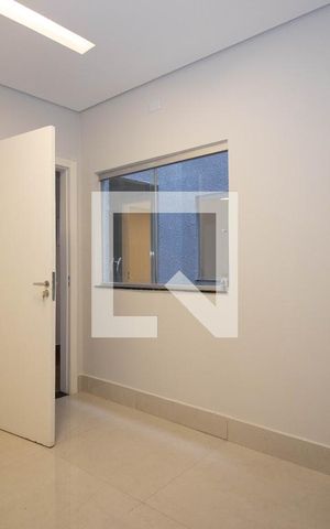 Casa para alugar com 230m², 3 quartos e 2 vagas Casa para alugar com 230m², 3 quartos e 2 vagasSuíte 3