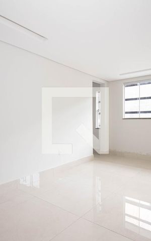 Casa para alugar com 230m², 3 quartos e 2 vagas Casa para alugar com 230m², 3 quartos e 2 vagasSala