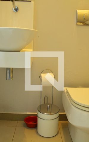 Casa à venda com 235m², 3 quartos e 3 vagasBanheiro Social