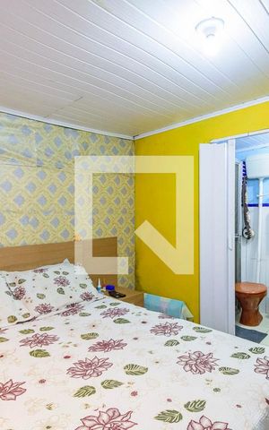 Casa à venda com 250m², 3 quartos e 1 vaga Casa à venda com 250m², 3 quartos e 1 vagaSuíte