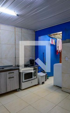Casa à venda com 250m², 3 quartos e 1 vaga Casa à venda com 250m², 3 quartos e 1 vagaCozinha