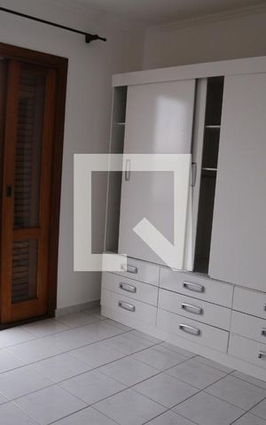 Casa à venda com 152m², 3 quartos e 3 vagasSuíte