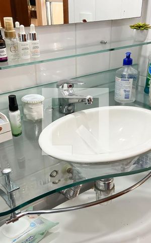 Apartamento à venda com 65m², 2 quartos e 1 vaga Apartamento à venda com 65m², 2 quartos e 1 vagaBanheiro
