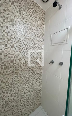 Apartamento para alugar com 55m², 2 quartos e 1 vaga Apartamento para alugar com 55m², 2 quartos e 1 vagaBanheiro Social