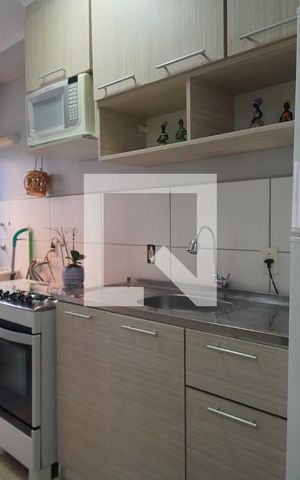 Apartamento à venda com 48m², 2 quartos e 1 vaga Apartamento à venda com 48m², 2 quartos e 1 vagaCozinha