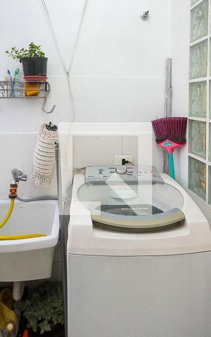 Apartamento para alugar com 59m², 2 quartos e 1 vagaÁrea de Serviço