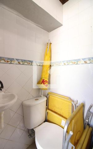 Casa de condomínio à venda com 190m², 3 quartos e 2 vagasBanheiro da Piscina