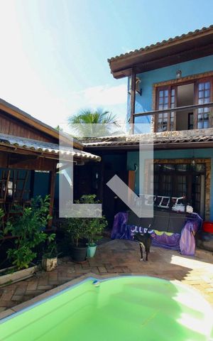Casa de condomínio à venda com 190m², 3 quartos e 2 vagas Casa de condomínio à venda com 190m², 3 quartos e 2 vagasPiscina