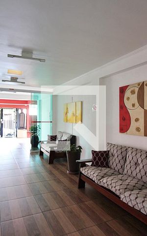 Apartamento à venda com 74m², 2 quartos e 1 vagaHall