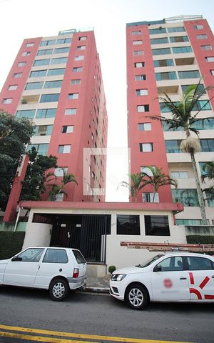 Apartamento à venda com 74m², 2 quartos e 1 vagaFachada