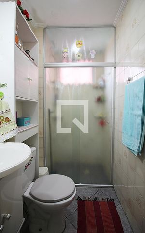 Apartamento à venda com 74m², 2 quartos e 1 vagaBanheiro Social