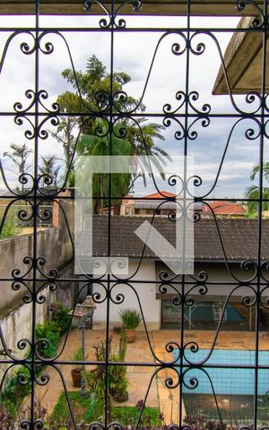 Casa à venda com 420m², 4 quartos e 4 vagas Casa à venda com 420m², 4 quartos e 4 vagasVista da Varanda da suíte 1