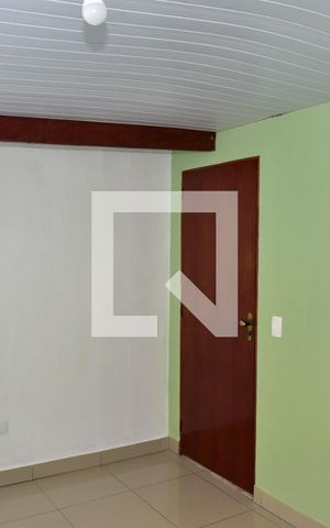 Casa para alugar com 50m², 1 quarto e 1 vagaQuarto