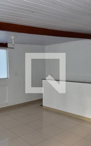 Casa para alugar com 50m², 1 quarto e 1 vagaSala/Cozinha