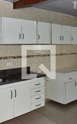 Casa para alugar com 50m², 1 quarto e 1 vagaSala/Cozinha