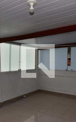 Casa para alugar com 50m², 1 quarto e 1 vagaSala/Cozinha