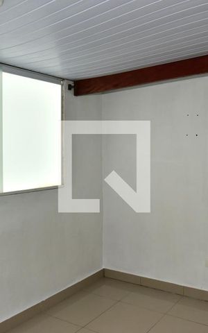 Casa para alugar com 50m², 1 quarto e 1 vagaQuarto
