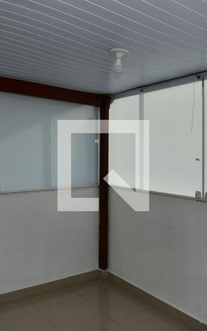 Casa para alugar com 50m², 1 quarto e 1 vagaQuarto