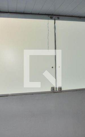 Casa para alugar com 50m², 1 quarto e 1 vagaQuarto