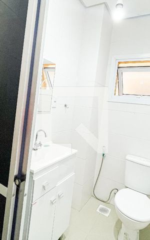 Apartamento à venda com 30m², 0 quarto e sem vaga Apartamento à venda com 30m², 0 quarto e sem vagaBanheiro