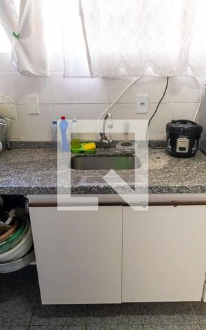 Casa à venda com 180m², 3 quartos e 4 vagas Casa à venda com 180m², 3 quartos e 4 vagasCozinha