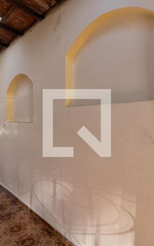 Casa à venda com 150m², 2 quartos e 1 vaga Casa à venda com 150m², 2 quartos e 1 vagaCorredor Lateral