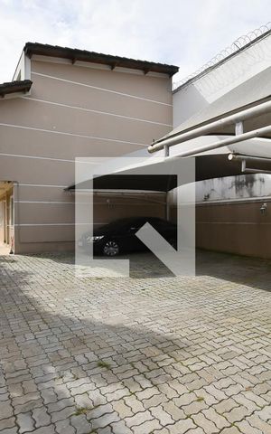 Casa de condomínio à venda com 60m², 2 quartos e 1 vaga Casa de condomínio à venda com 60m², 2 quartos e 1 vagaGaragem