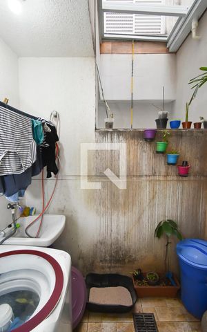 Casa de condomínio à venda com 60m², 2 quartos e 1 vaga Casa de condomínio à venda com 60m², 2 quartos e 1 vagaLavanderia