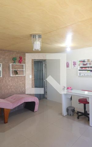 Casa à venda com 235m², 5 quartos e 1 vagaQuarto 2 