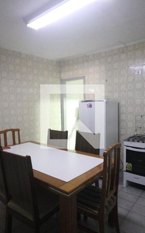 Casa à venda com 235m², 5 quartos e 1 vagaCozinha 2
