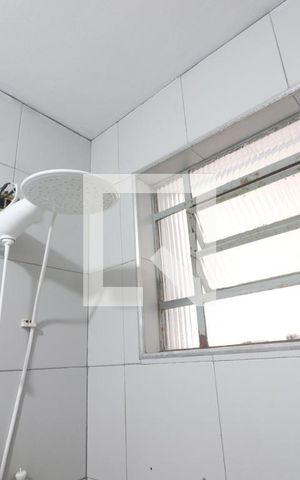Casa à venda com 235m², 5 quartos e 1 vagaBanheiro 1