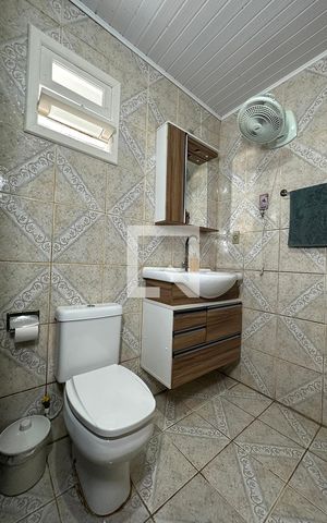 Casa à venda com 180m², 2 quartos e 2 vagasBanheiro
