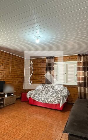 Casa à venda com 180m², 2 quartos e 2 vagasSala