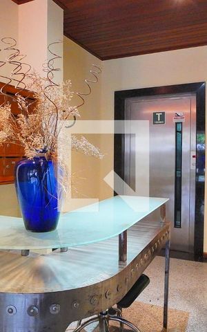 Apartamento para alugar com 74m², 2 quartos e 1 vagaÁrea comum