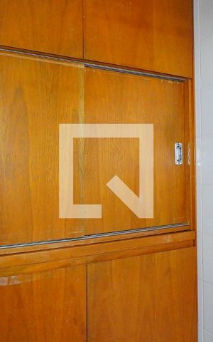 Apartamento para alugar com 74m², 2 quartos e 1 vagaCozinha