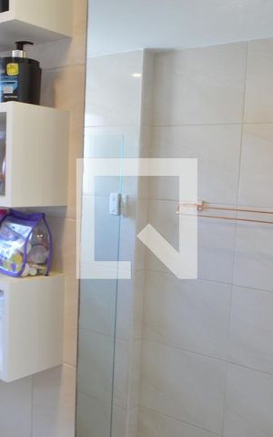 Apartamento à venda com 65m², 2 quartos e 1 vagaBanheiro da Suíte
