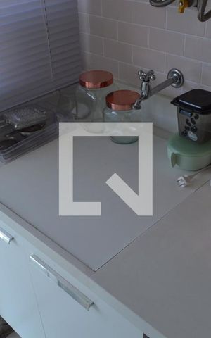 Apartamento à venda com 65m², 2 quartos e 1 vagaÁrea de Serviço