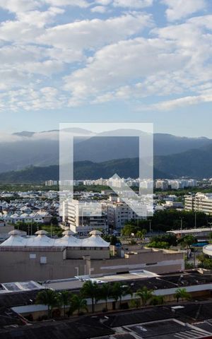 Apartamento à venda com 99m², 2 quartos e 1 vaga Apartamento à venda com 99m², 2 quartos e 1 vagaVaranda da suite