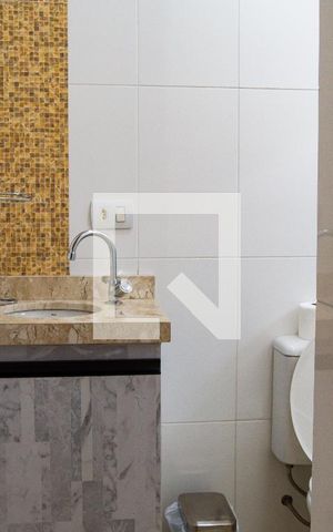 Apartamento à venda com 100m², 2 quartos e 2 vagasBanheiro da Área Gourmet