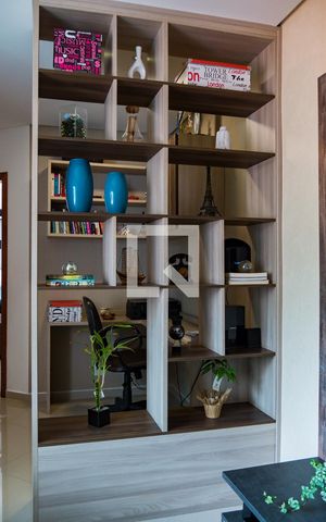Apartamento à venda com 100m², 2 quartos e 2 vagasSala