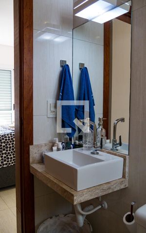 Apartamento à venda com 100m², 2 quartos e 2 vagasBanheiro da Suíte