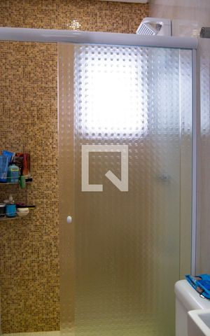 Apartamento à venda com 100m², 2 quartos e 2 vagasBanheiro Social