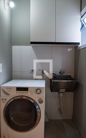 Apartamento à venda com 100m², 2 quartos e 2 vagasLavanderia
