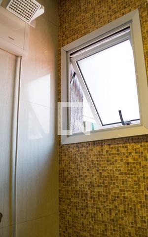 Apartamento à venda com 100m², 2 quartos e 2 vagasBanheiro da Suíte
