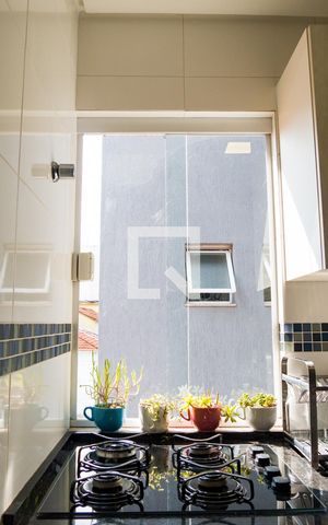 Apartamento à venda com 100m², 2 quartos e 2 vagasCozinha