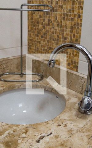 Apartamento à venda com 100m², 2 quartos e 2 vagasBanheiro da Área Gourmet