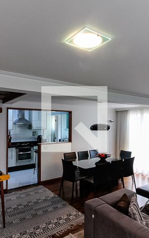 Apartamento à venda com 150m², 3 quartos e 3 vagas Apartamento à venda com 150m², 3 quartos e 3 vagasSala
